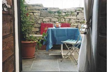 Switzerland Byt Tegna, Exterior