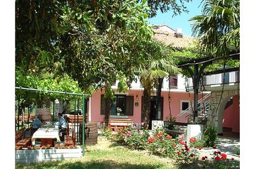 Slovinsko Penzión Seča, Exteriér