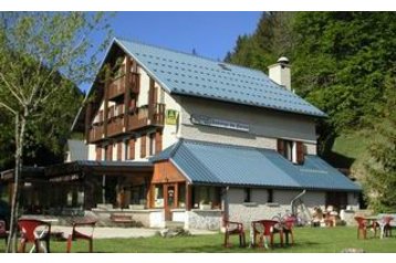 Francija Hotel Méaudre, Eksterjers