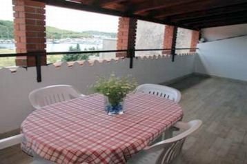 Kroatia Privát Pula, Eksteriør