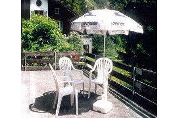 Elveţia Chata Kandersteg, Exteriorul