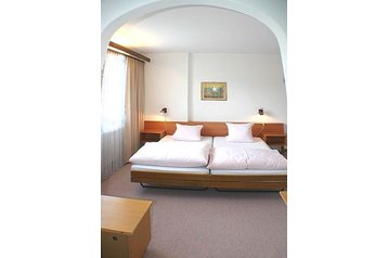 Швейцария Hotel Losone, Экстерьер