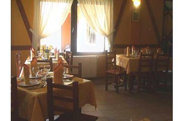 Румыния Hotel Slănic, Экстерьер