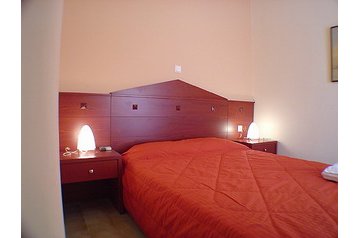 Kreeka Hotel Adámas, Eksterjöör