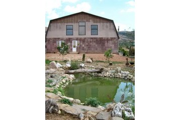 Ukraina Hotel Perevaľnoje, Eksterjers