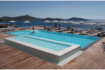 Hellas Hotel Eloúnda, Eksteriør