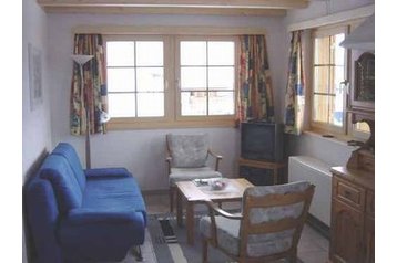 Suisse Chata Wiler, Extérieur