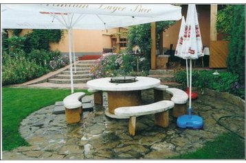 Madjarska Penzión Győrújbarát, Eksterijer