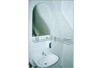 Madjarska Penzión Győrújbarát, Eksterijer