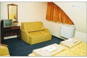 Ungheria Penzión Győrújbarát, Esterno