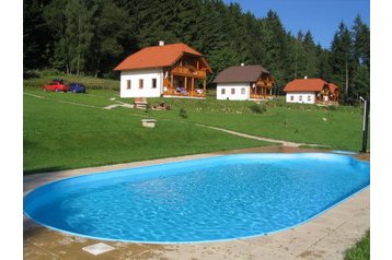 Cehia Bungalov Svojanov, Exteriorul