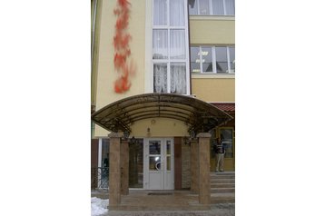 Ucraina Hotel Rakhiv / Rachiv, Exteriorul