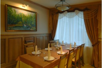 Украйна Hotel Рахов / Rachiv, Екстериор
