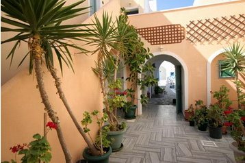 Grecia Hotel Kamari, Esterno