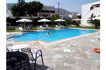 Kreeka Hotel Parikia, Eksterjöör