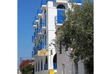 Kreeka Hotel Perdika, Eksterjöör