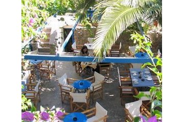 Греция Hotel Perdika, Экстерьер