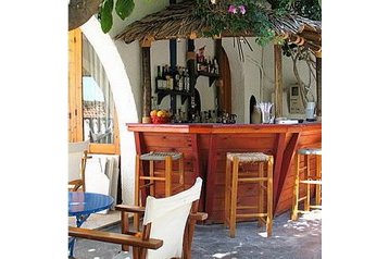 Греция Hotel Perdika, Экстерьер