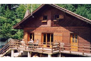 Francja Chata Bernex, Zewnątrz