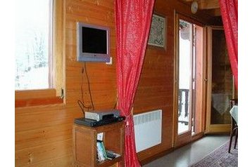 France Chata Vagney, Extérieur