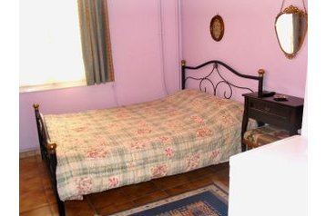 Kreeka Privát Nafplio, Eksterjöör
