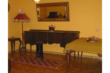 Kreeka Privát Nafplio, Eksterjöör