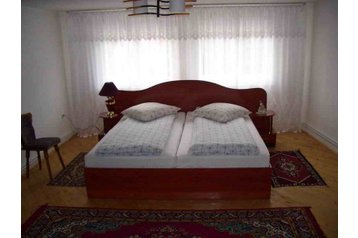 Rumunsko Privát Arieşeni, Exteriér