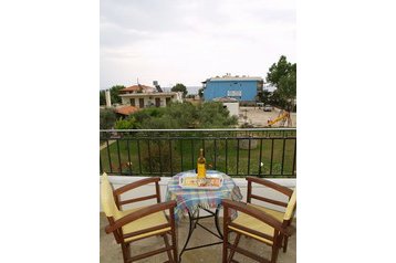 Hellas Hotel Gythio, Eksteriør