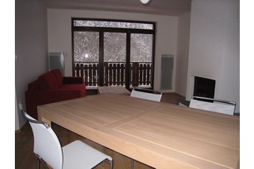 Slovākija Byt Tále, Eksterjers