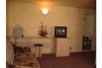 Rumunia Penzión Lăzarea, Zewnątrz