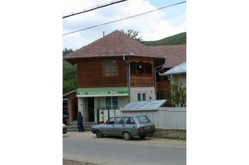 Romania Privát Chiojdu, Eksteriør