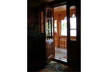 Romania Privát Chiojdu, Eksteriør