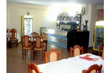 Albanie Hotel Velipojë, Extérieur