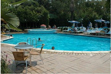 Албания Hotel Дуръс / Durrës, Екстериор