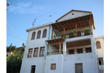 Albaania Hotel Gjirokastër, Eksterjöör