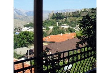 Albaania Hotel Gjirokastër, Eksterjöör