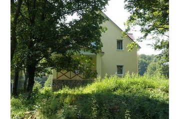 Ukraïne Chata Syňak, Exterieur