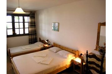 Kreeka Privát Kalives, Eksterjöör