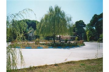 Albánsko Hotel Golem, Exteriér