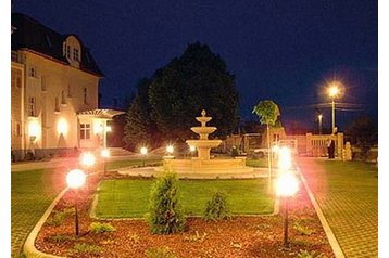 Hungary Hotel Budapest, Exterior