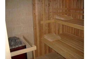 Украйна Hotel Zabolotiv, Екстериор