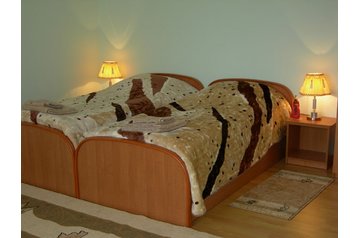 Украйна Hotel Схiдниця / Schidnyca, Екстериор