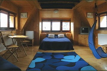 Serbia Privát Treska, Eksteriør