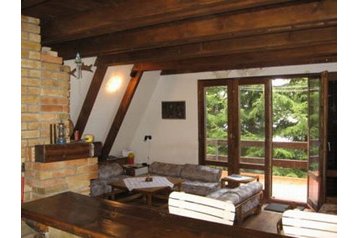 Сърбия Chata Treska, Екстериор