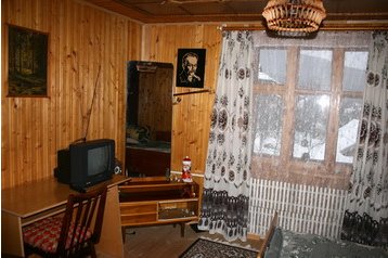 Ukrajna Privát Jaremče, Exteriőr