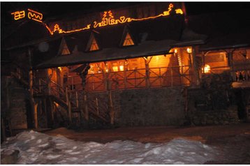 Украйна Hotel Dolyna, Екстериор