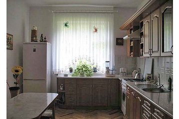 Ukrajna Privát Jaremče, Exteriőr
