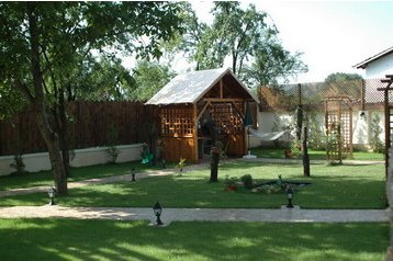 Rumunjska Penzión Cornu, Eksterijer