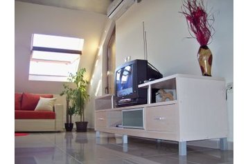 Bulgaaria Privát Černomorec, Eksterjöör
