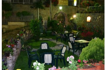 Macedónsko Penzión Trepcja, Exteriér